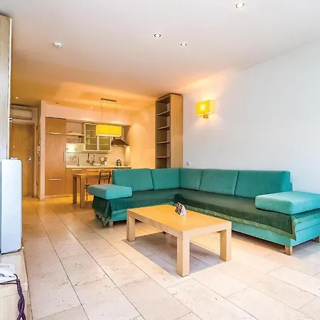 Apartment Amazing In With Outdoor Swimming Pool, Sauna And 2 Bedrooms *